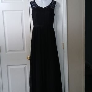 Dress Tells lace back black formal maxi dress Sz  S NWOT
